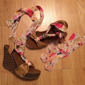 Summer Wedge Sandals 7.5