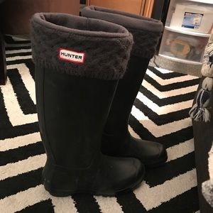 Hunter matte black boots