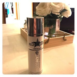 GLAMGLOW Supercleanse Mud to Foam Cleanser