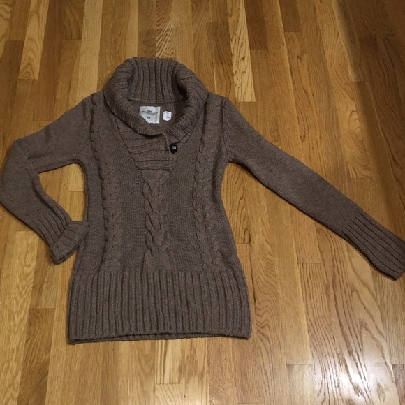 Women's shawl collar sweater