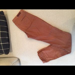 AG PANTS SIZE 25R