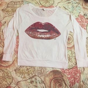 Victoria's Secret PINK lips top