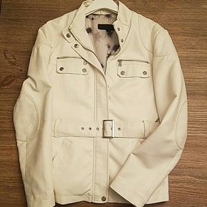 Bundle Steve Madden Cream jacket, dress, jacket