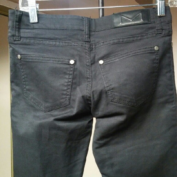 M By MADONNA Black Skinny jeans with Ankle Zippers - Picture 6 of 8