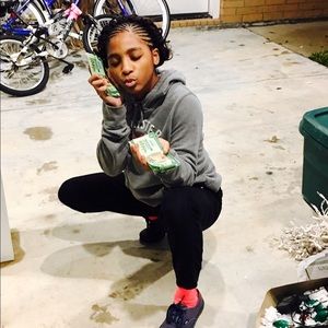 Meet your Posher, Courtney