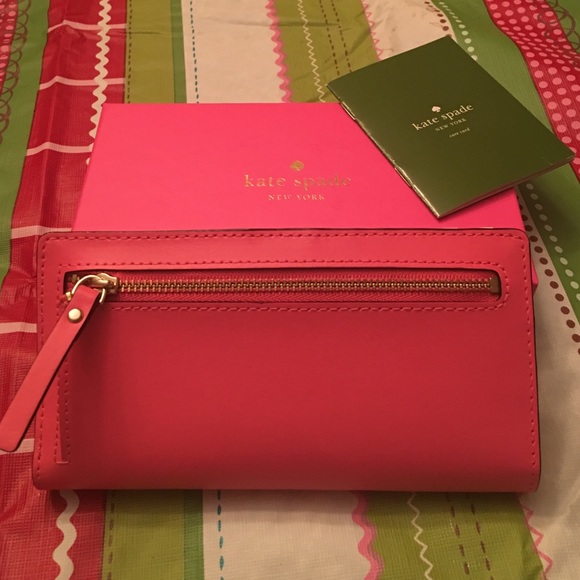✨Sold✨Kate Spade Stacy Charlotte Terrace Wallet - Picture 3 of 4