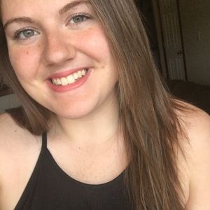 Meet your Posher, Corinne