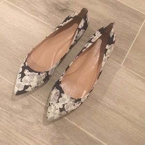 Banana Republic floral flats