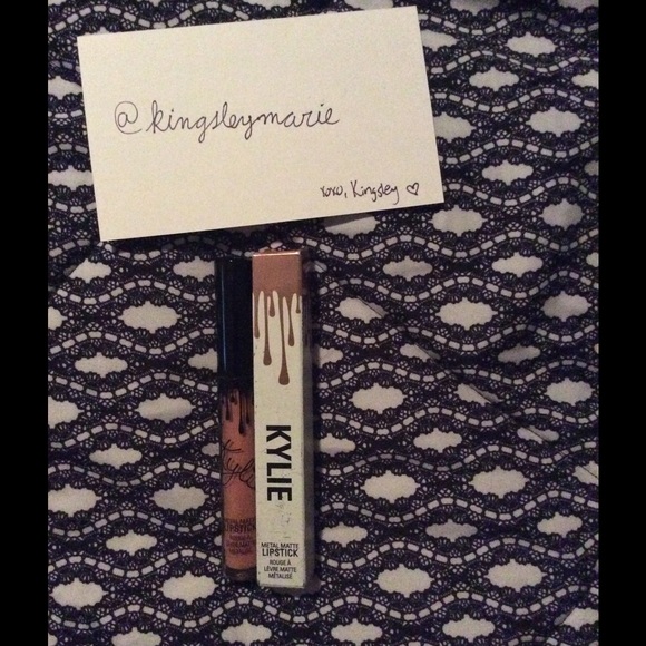 Kylie Cosmetics: Heir Metal Matte