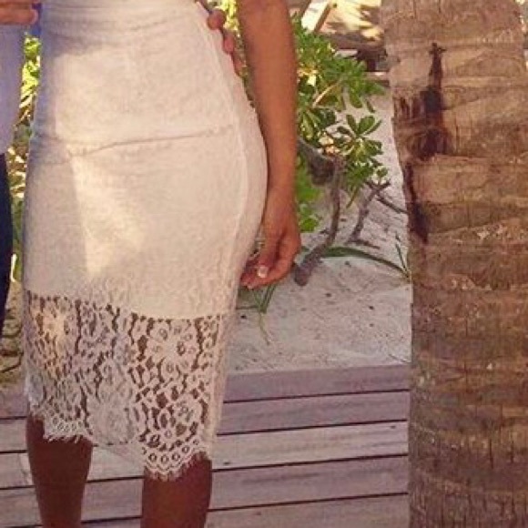 Dress - Picture 2 of 2