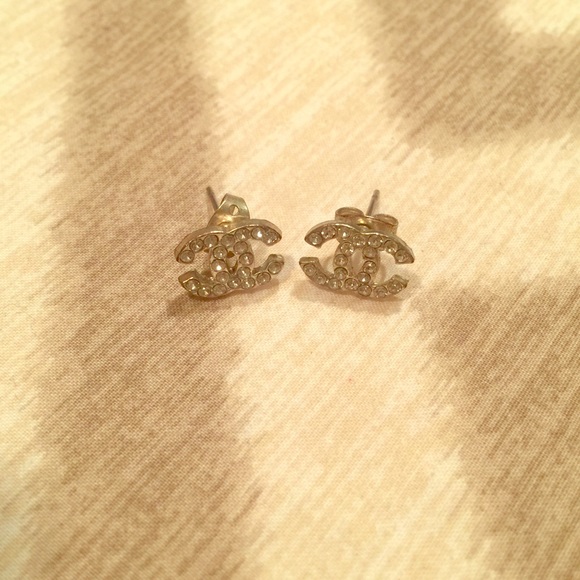 Logo earrings with rhinestones