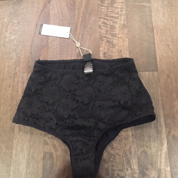 Never worn High waisted billabong bikini bottoms