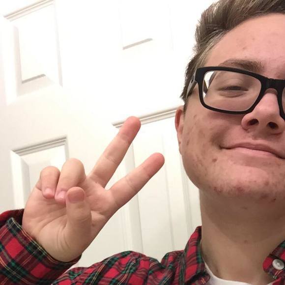 Meet your Posher, Tyler - Picture 1 of 1