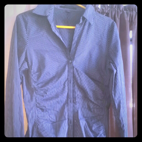 Shirt - Picture 1 of 3