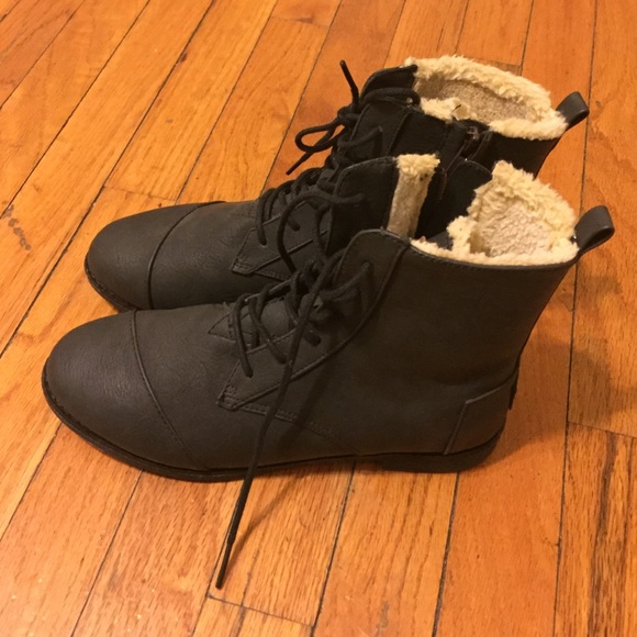 Toms Lace Up Booties