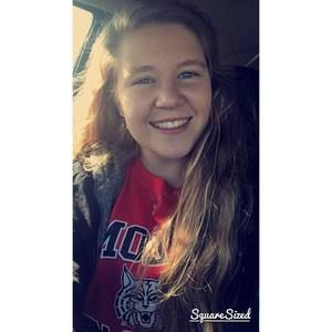 Meet your Posher, Alyssa