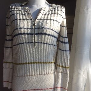 Lovely pre loved Free People long sleeve sweater