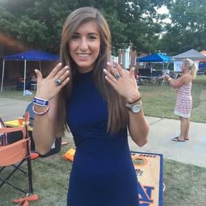 Meet your Posher, Victoria