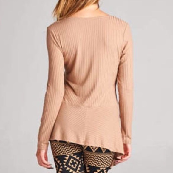 ✳️SALE✳️Mocha Ribbed Long Sleeve Tunic Top - Picture 2 of 3