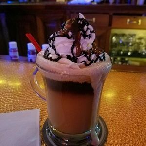 Meet your Posher, Janelle