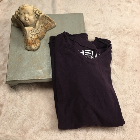 Helix V neck shirt - Picture 3 of 3