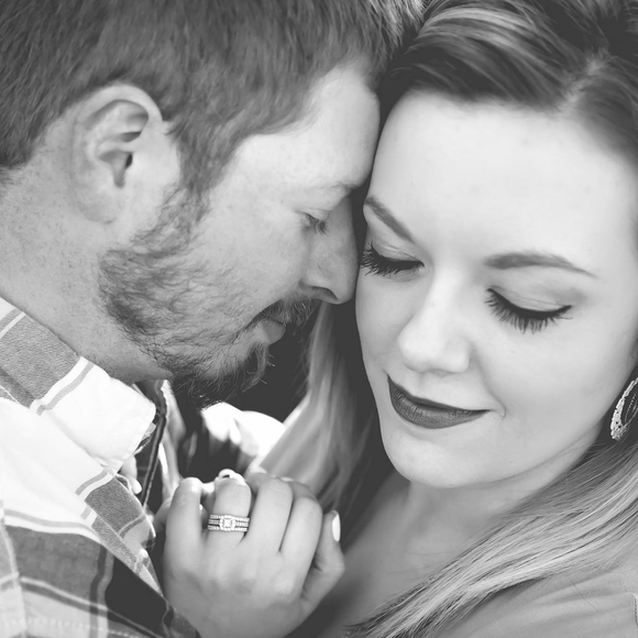 Meet your Posher, Danielle - Picture 1 of 1