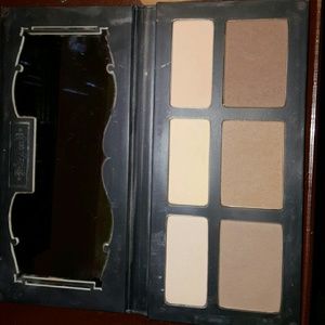 Kat Von D Shade and Light Powder Contour Pallete