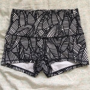 Lululemon Boogie Down Short (Roll-down)