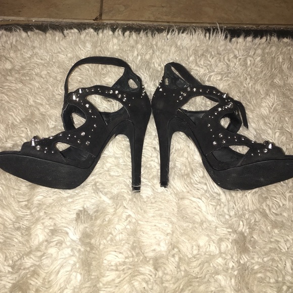 Selling black spiked heels which are 💯gorgeous! - Picture 2 of 4
