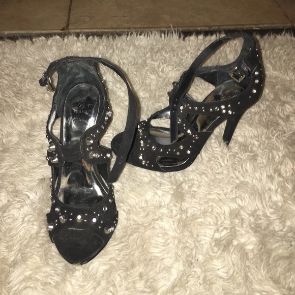 Selling black spiked heels which are 💯gorgeous! - Picture 4 of 4