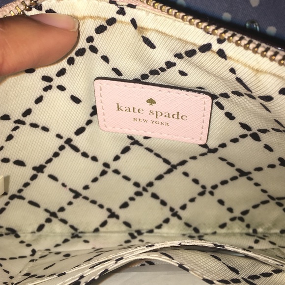 Kate Spade Wristlet - Picture 4 of 4