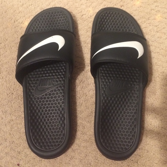 Nike slides size 9