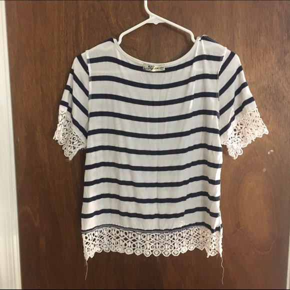 Striped blouse - Picture 2 of 2