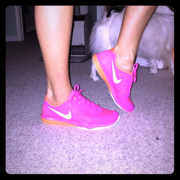 Nike dual fusion