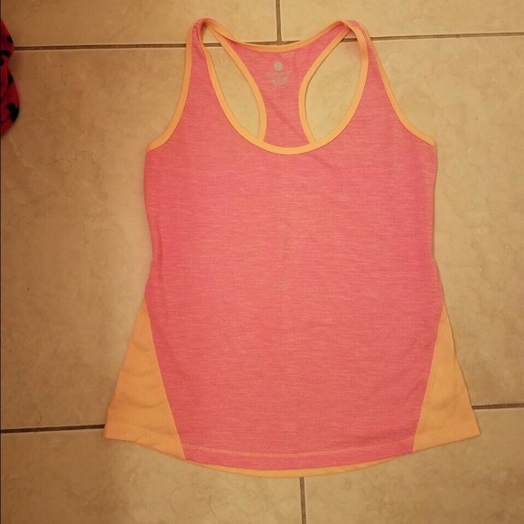 OLD NAVY ACTIVE RACERBACK TOP