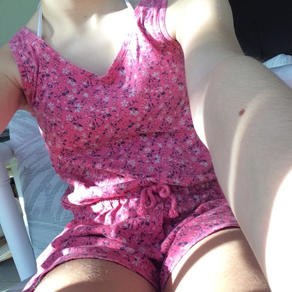 GAP KIDS floral romper (gently worn)