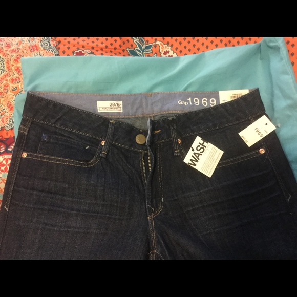 Gap Real Straight Jeans SOLD