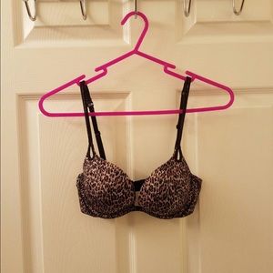 VICTORIAS SECRET PUSH UP BRA 32C