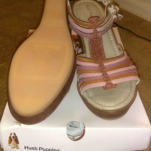 "HUSH PUPPIES" COMFORTABLE SANDALS - Picture 2 of 4