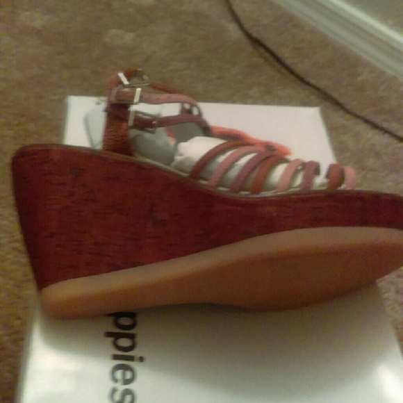 "HUSH PUPPIES" COMFORTABLE SANDALS - Picture 3 of 4