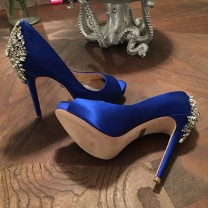 Sapphire Badgley Mischka Kiara Peep Toe Pumps