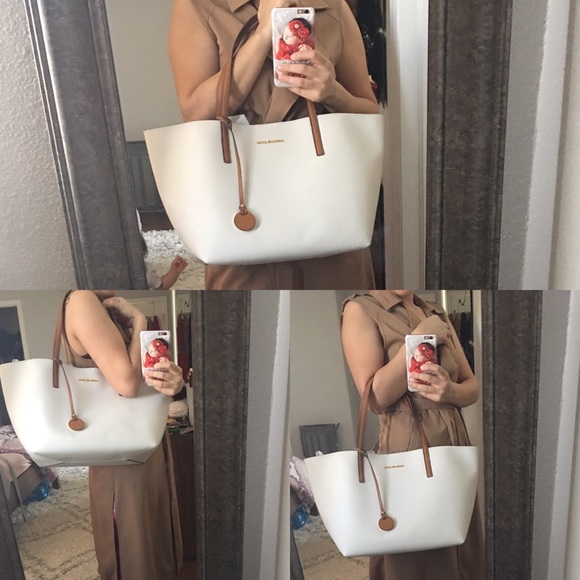 👑Michael Kors Tote👑 - Picture 4 of 4