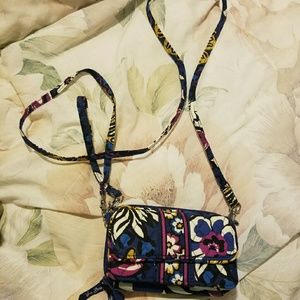 Vera Bradley African Violet wristlet/crossbody