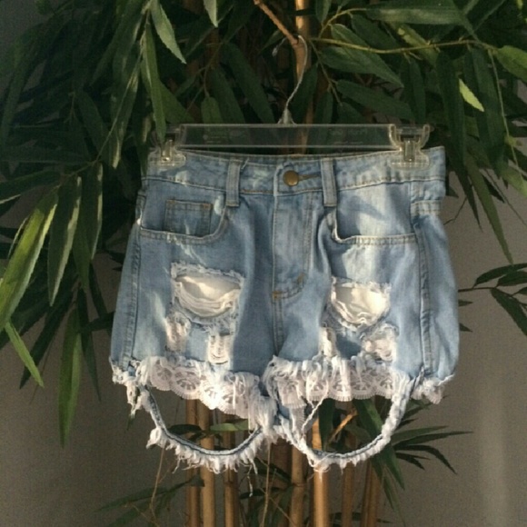 Daisy Duke Shorts - Picture 1 of 4