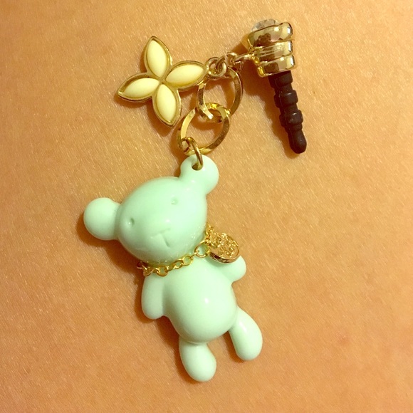 Cellphone charm