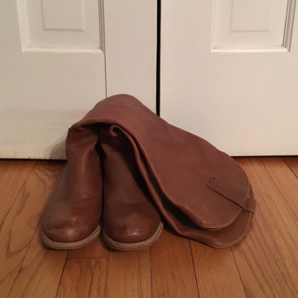 Dolce Vita leather boots