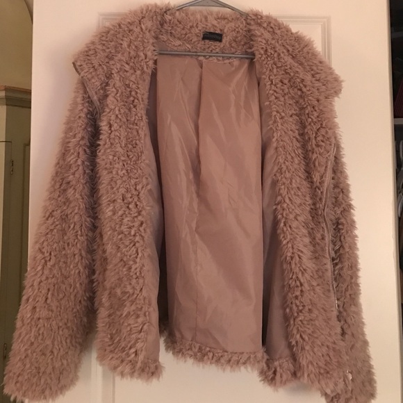 Beige faux fur sheep jacket