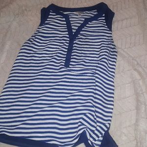 NWOT*SLEEVELESS SHIRT