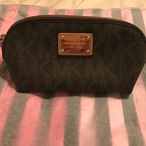 Authentic Michael Kors Signature Make up bag