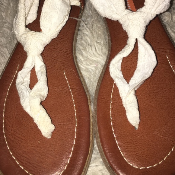 Cute little sandals with white strap. Worn ONCE. - Picture 3 of 4